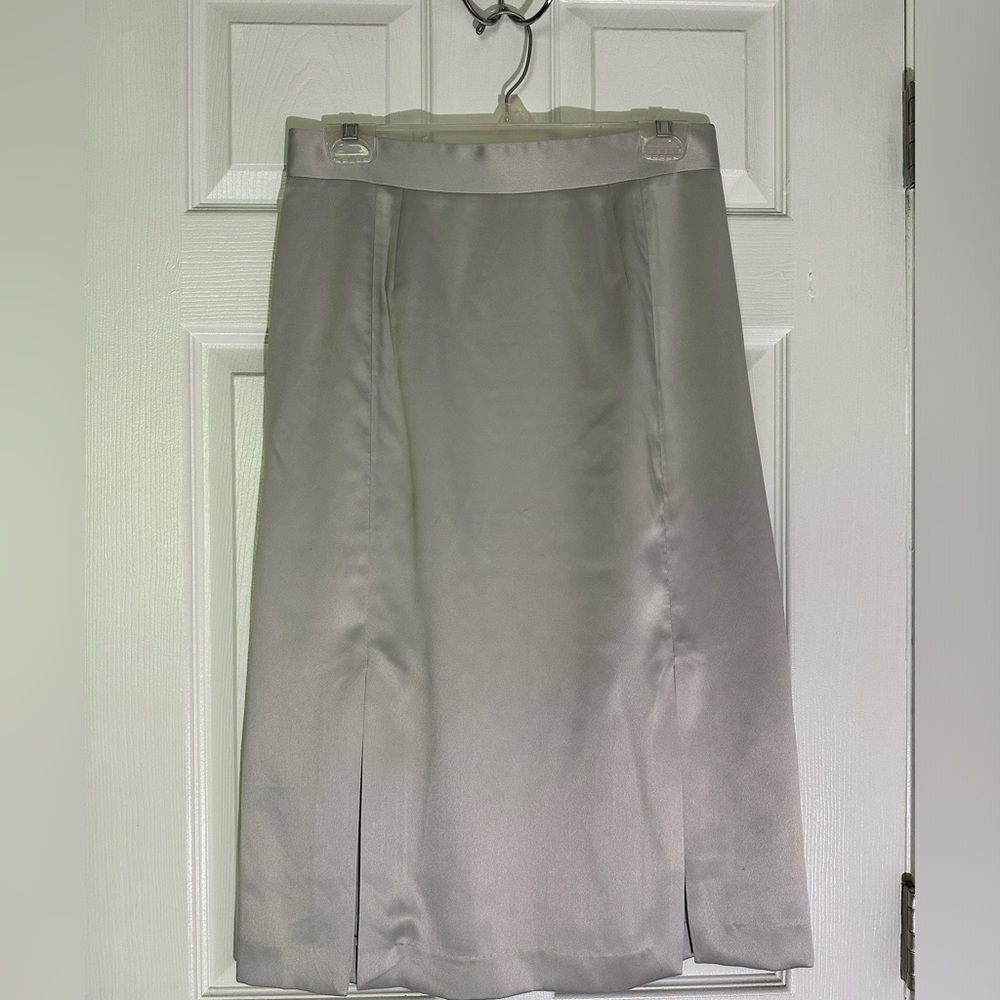 Silk silver skirt w/front slits on each leg